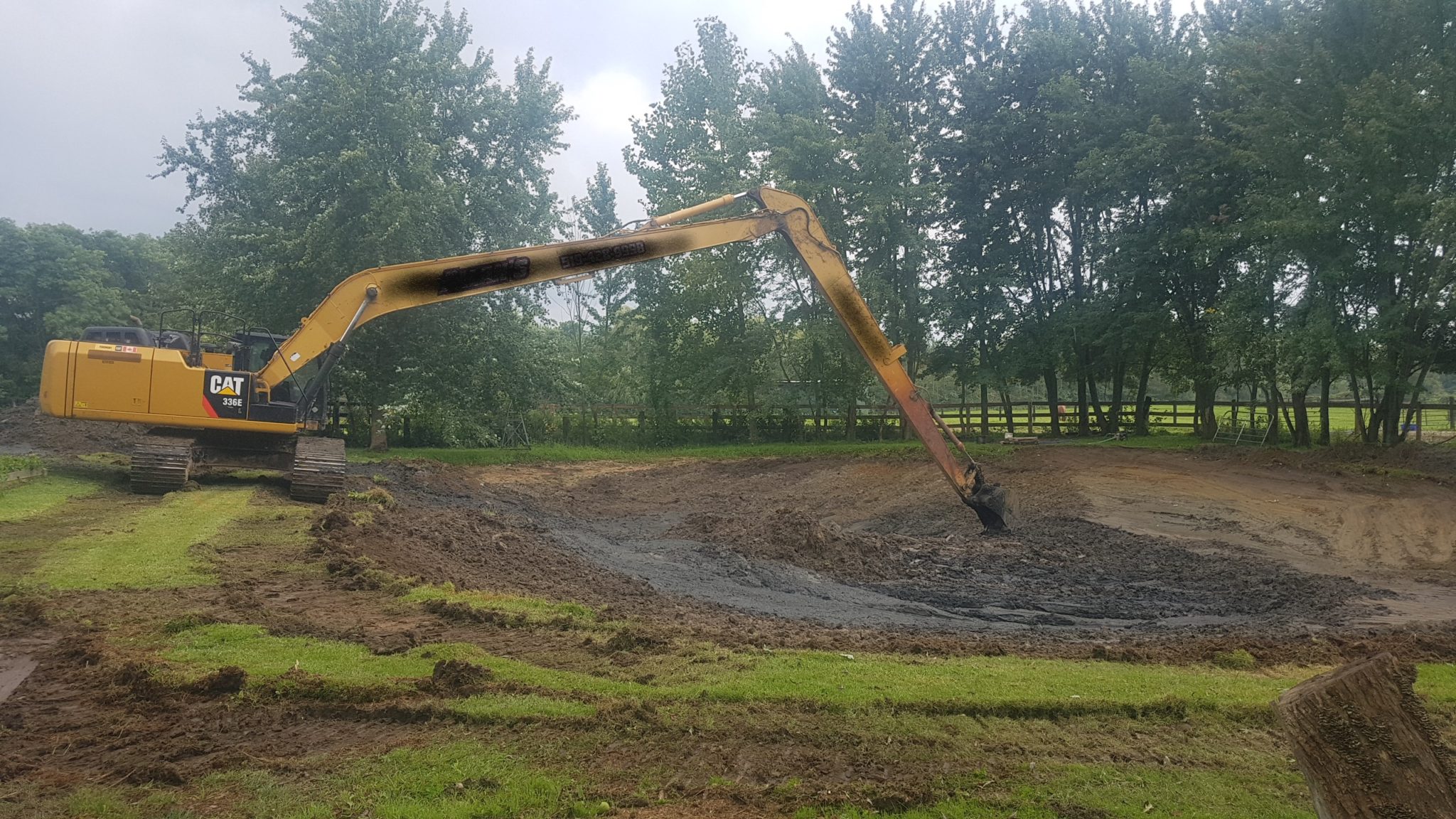 Earth Pond Construction And Rehabilitation - Quiet Nature